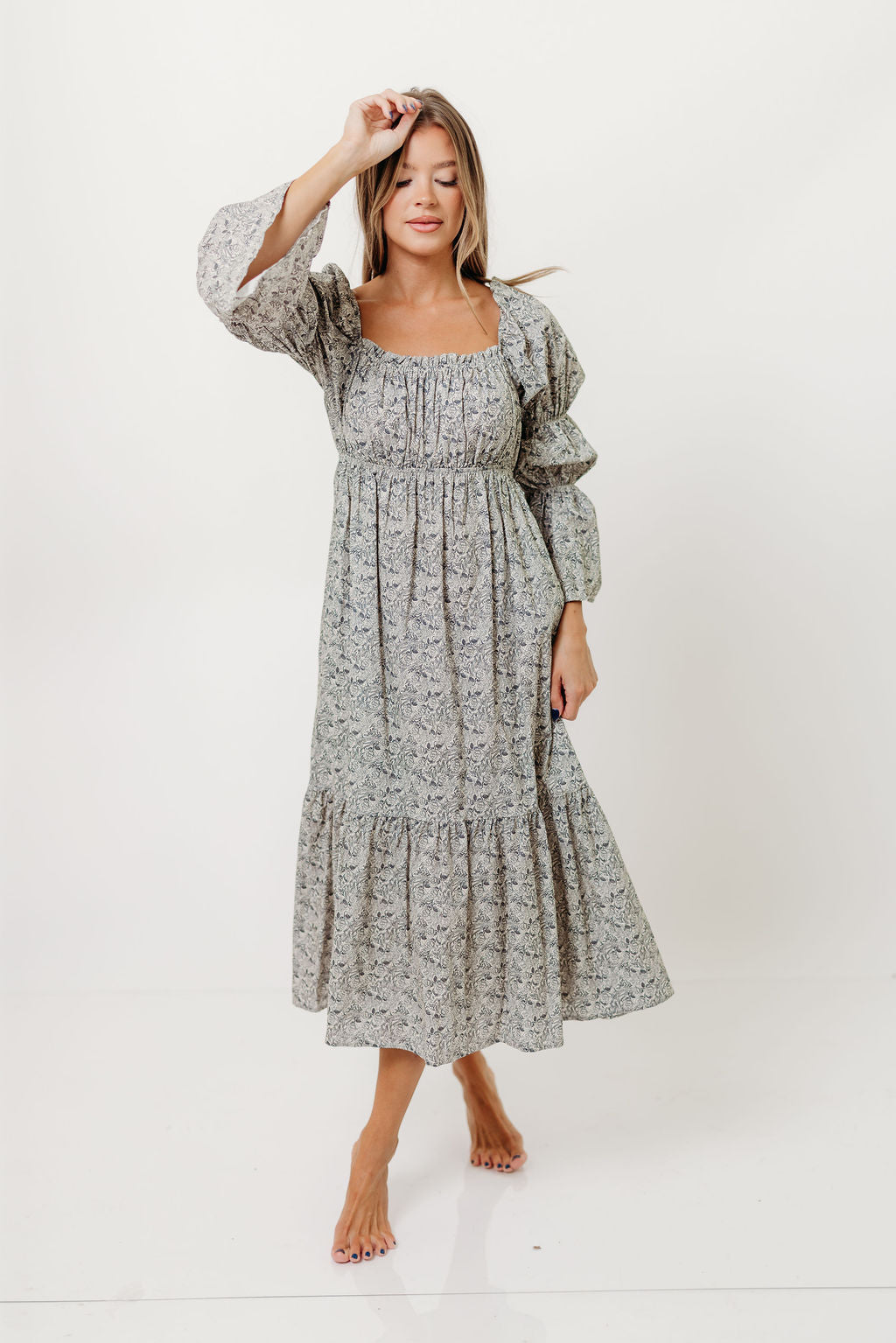 Julianna 100% Cotton Floral Print Tiered Midi Dress in Cream/Dark Navy
