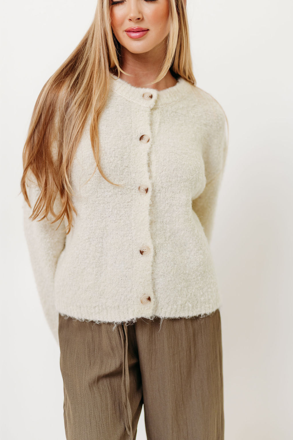 Pillow Talk Cardigan Top in Cream