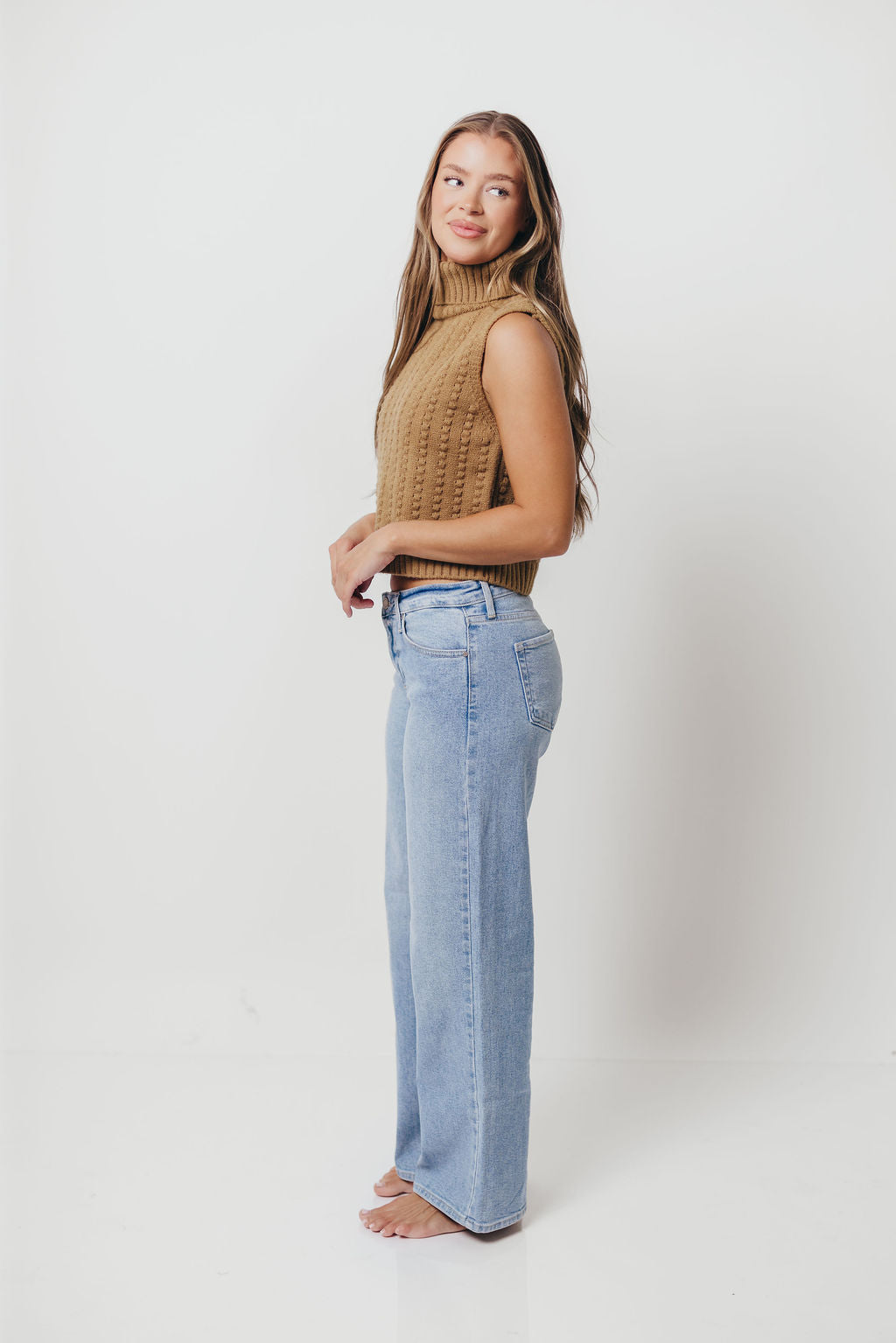 Mandi Sweater Vest in Camel