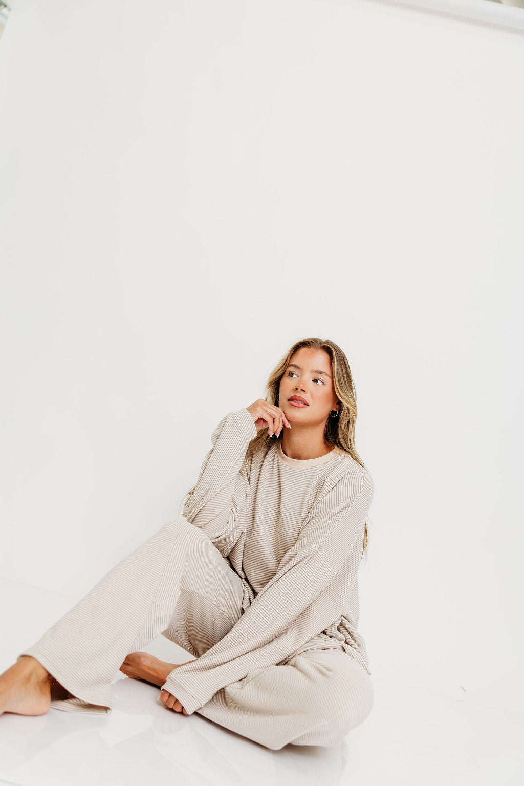Naomi Oversized Fleece Top in Cream/Grey - Bump Friendly *Worth Exclusive Print*