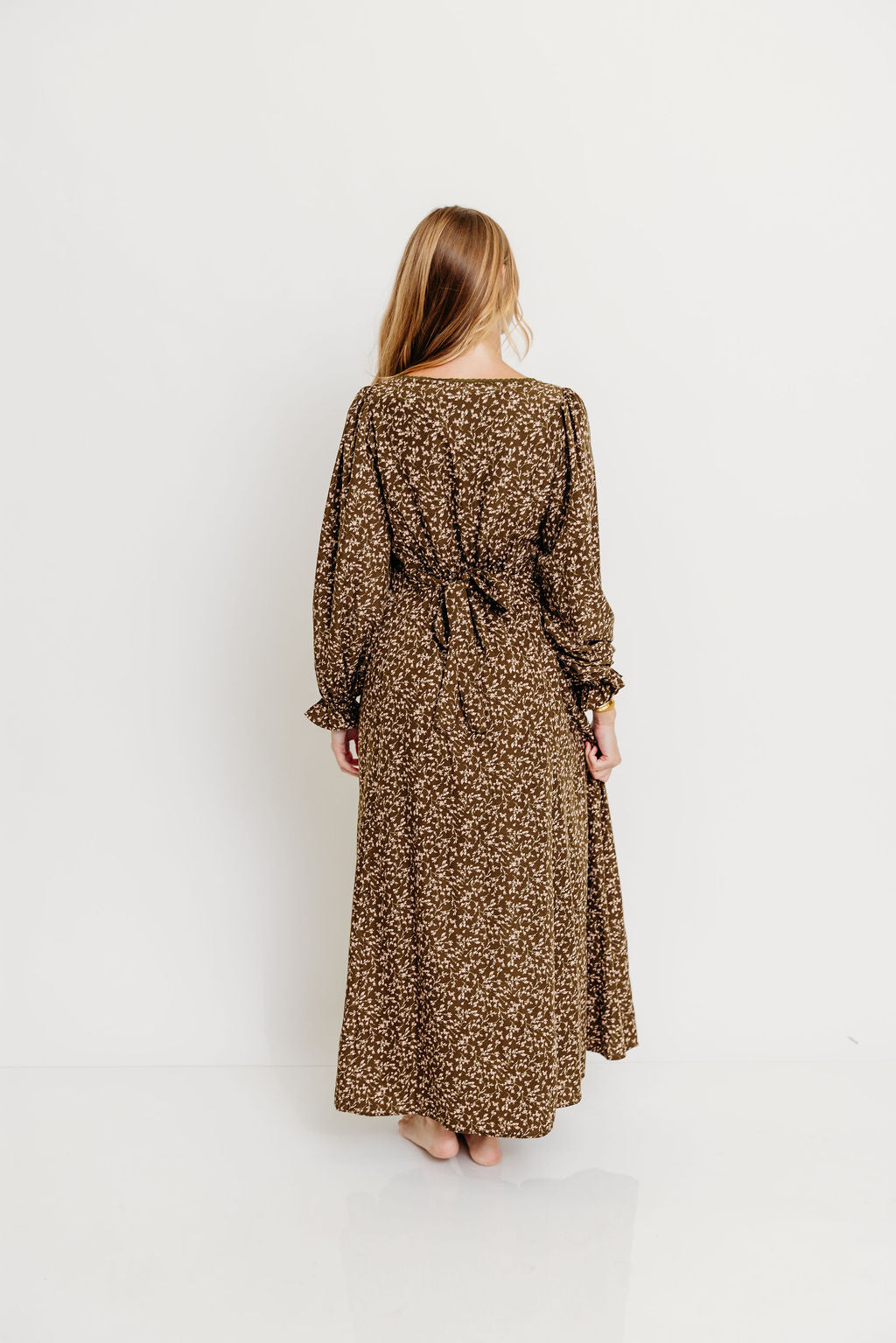 Erin Floral Maxi Dress in Olive