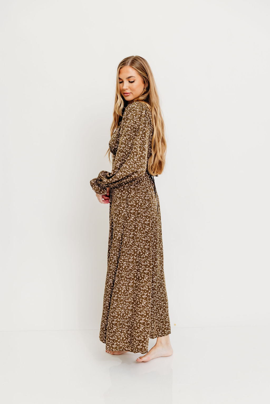Erin Floral Maxi Dress in Olive