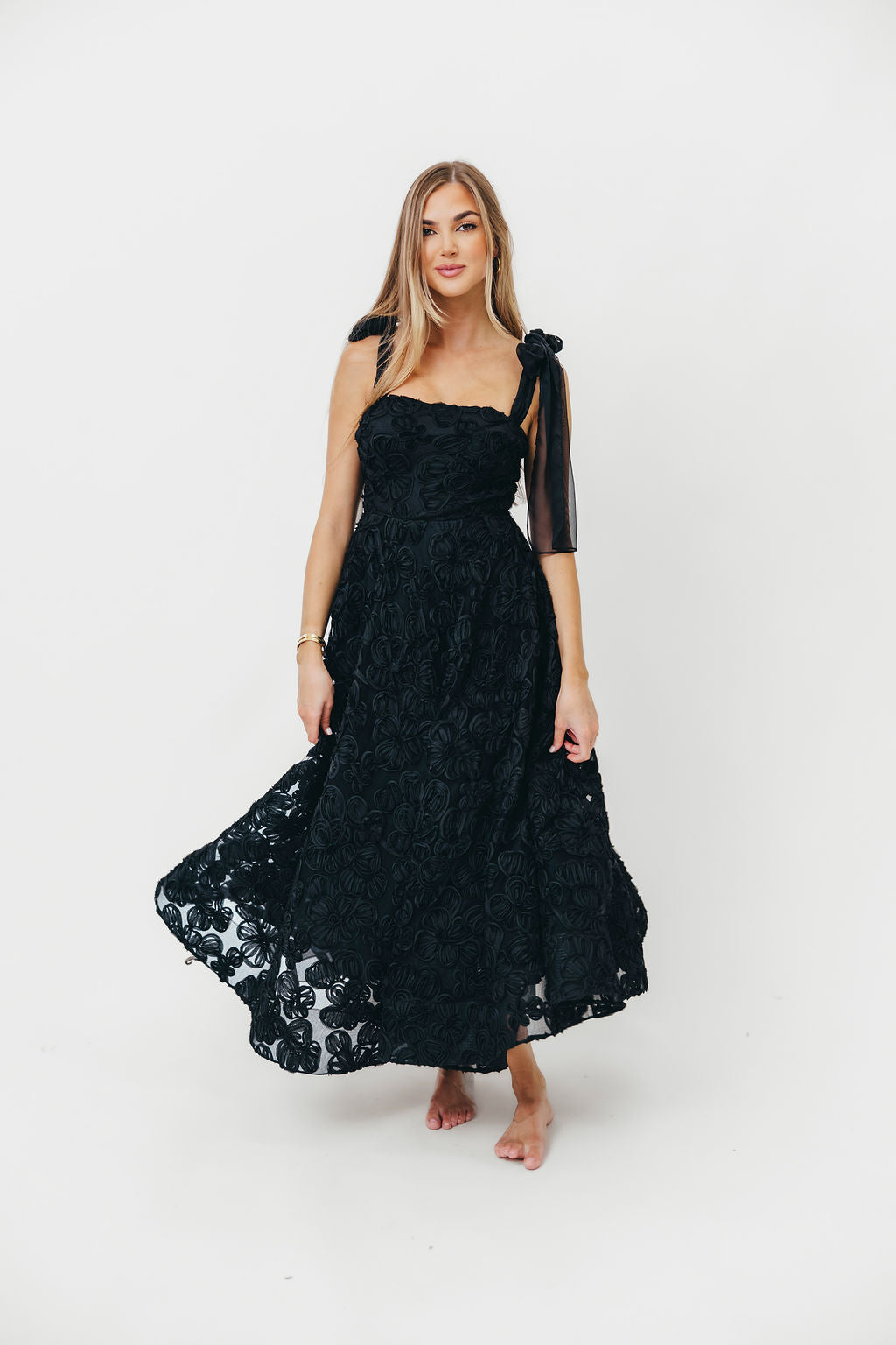 Zinnia 3D Textured Lace Midi Dress in Black