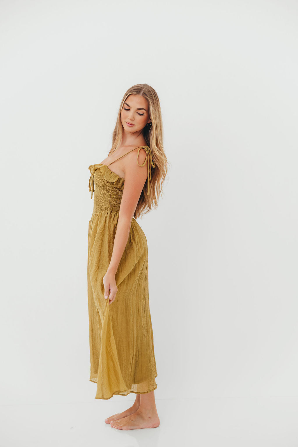 Carine Midi Dress in Avocado