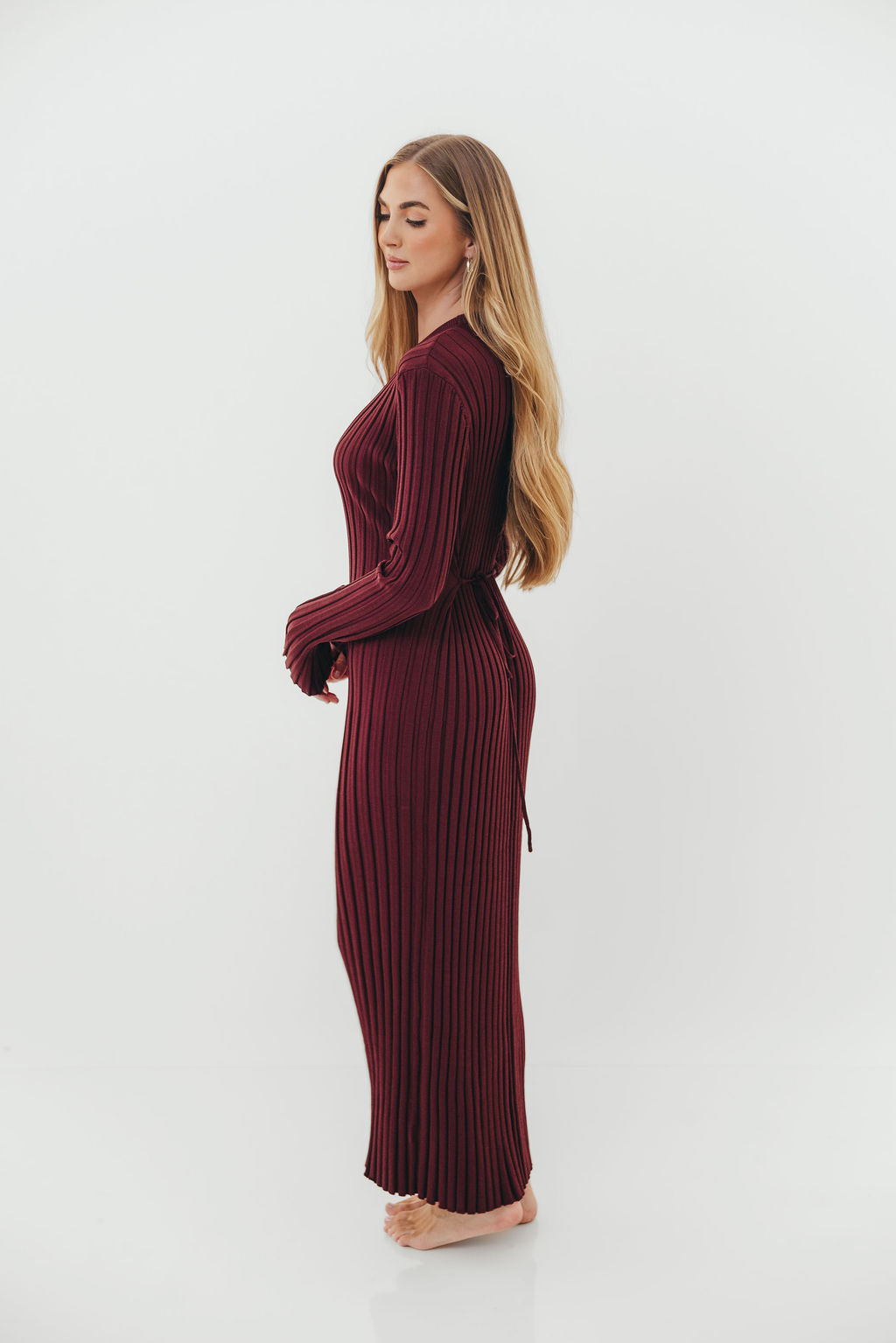 Colette Premium Long Sleeved Ribbed Knit Maxi Dress in Burgundy - Bump Friendly