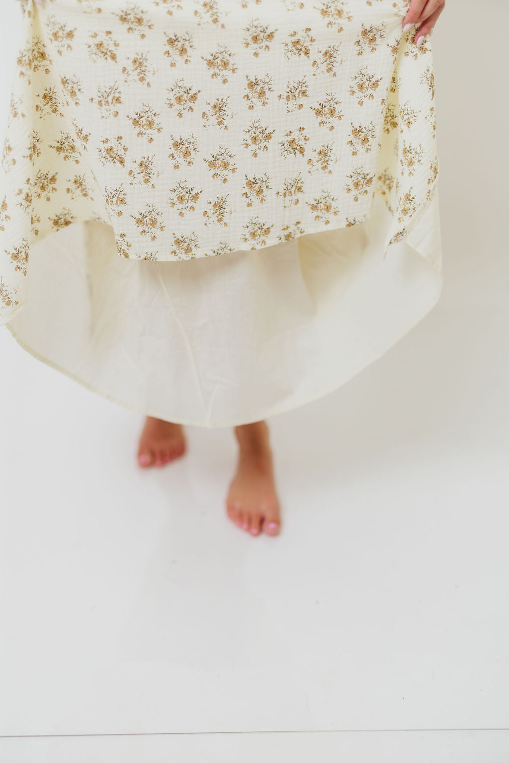 Hunter 100% Cotton Gauze Maxi Dress with Detail Trimming in Cream Taupe Floral - Bump Friendly and Inclusive Sizing
