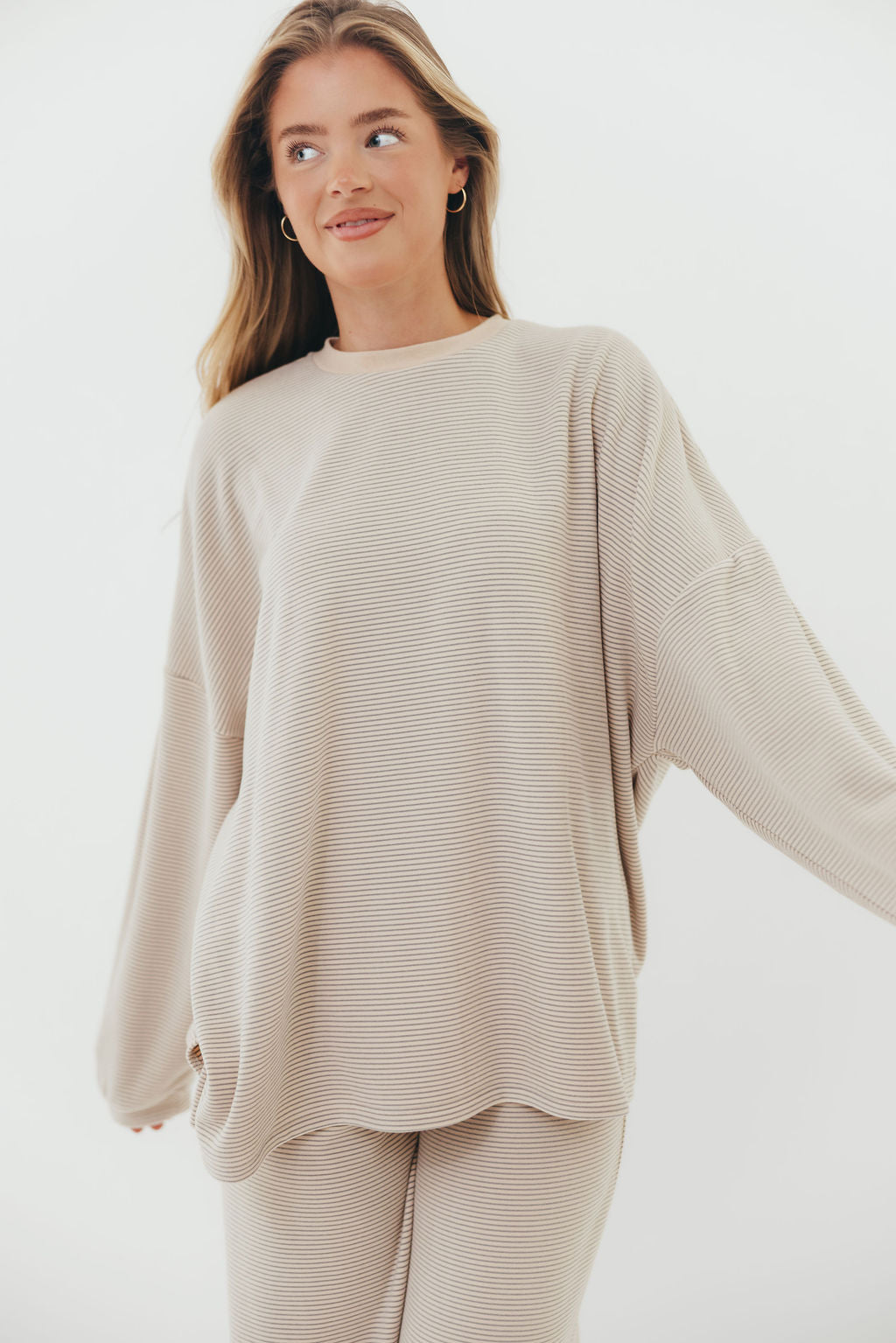 Naomi Oversized Fleece Top in Cream/Grey - Bump Friendly *Worth Exclusive Print*