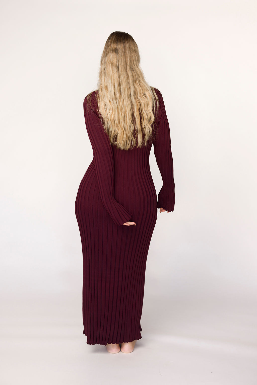 Colette Premium Long Sleeved Ribbed Knit Maxi Dress in Burgundy - Bump Friendly