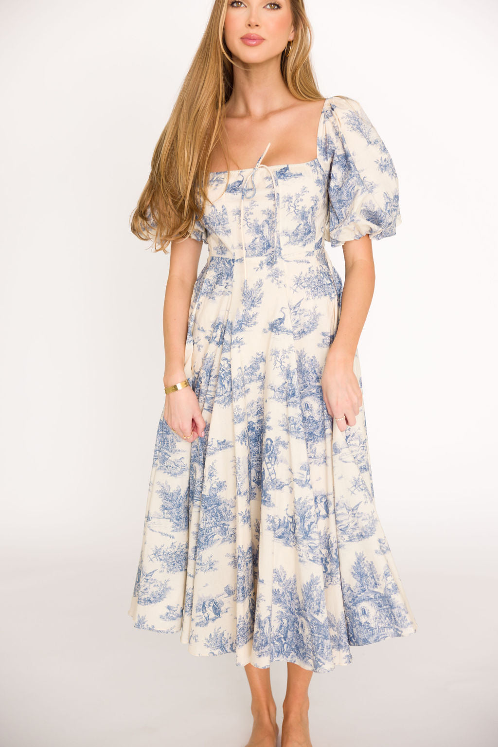 Mary Elizabeth Midi Dress in Blue