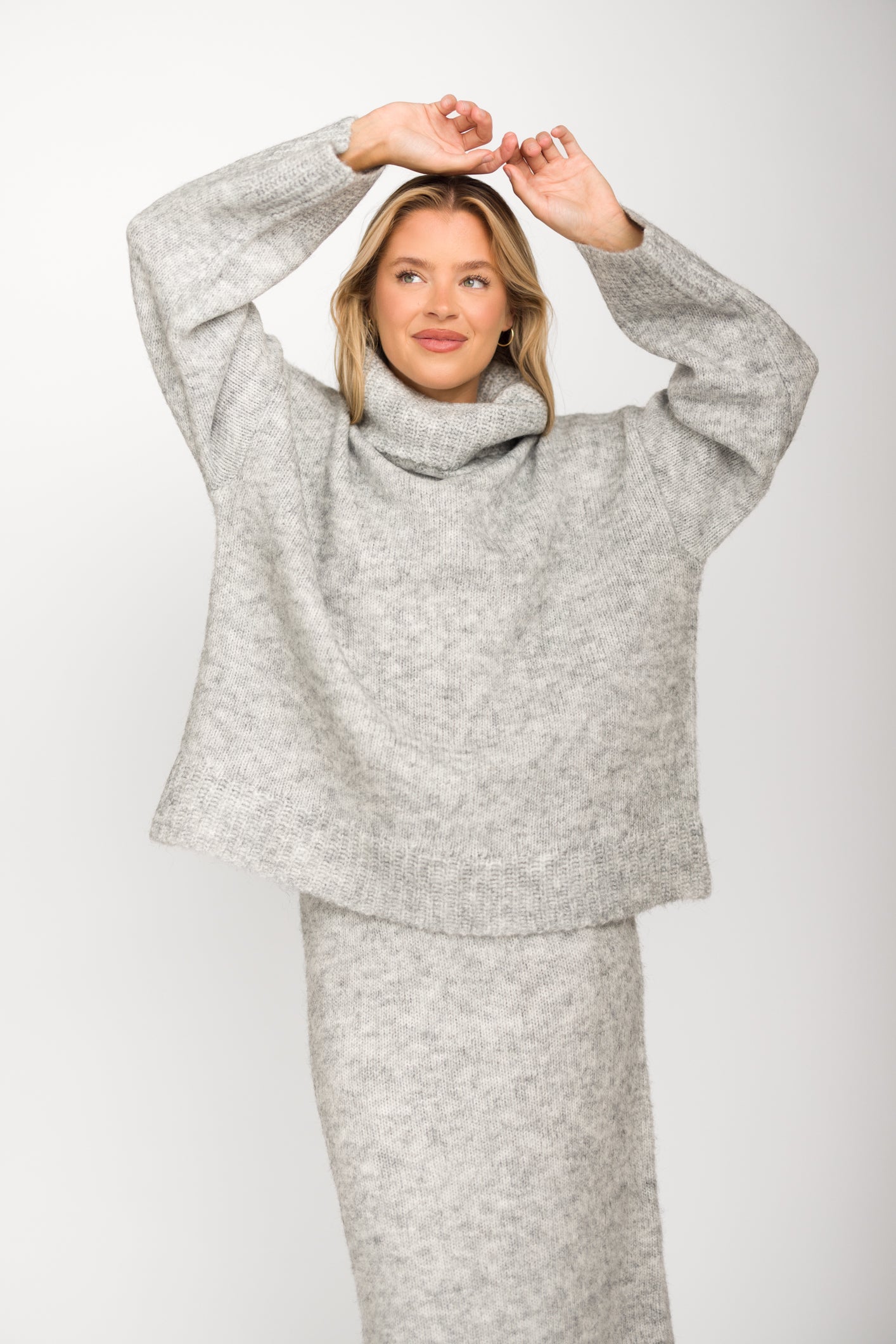 Robyn Knit Skirt in Heather Grey - Bump Friendly