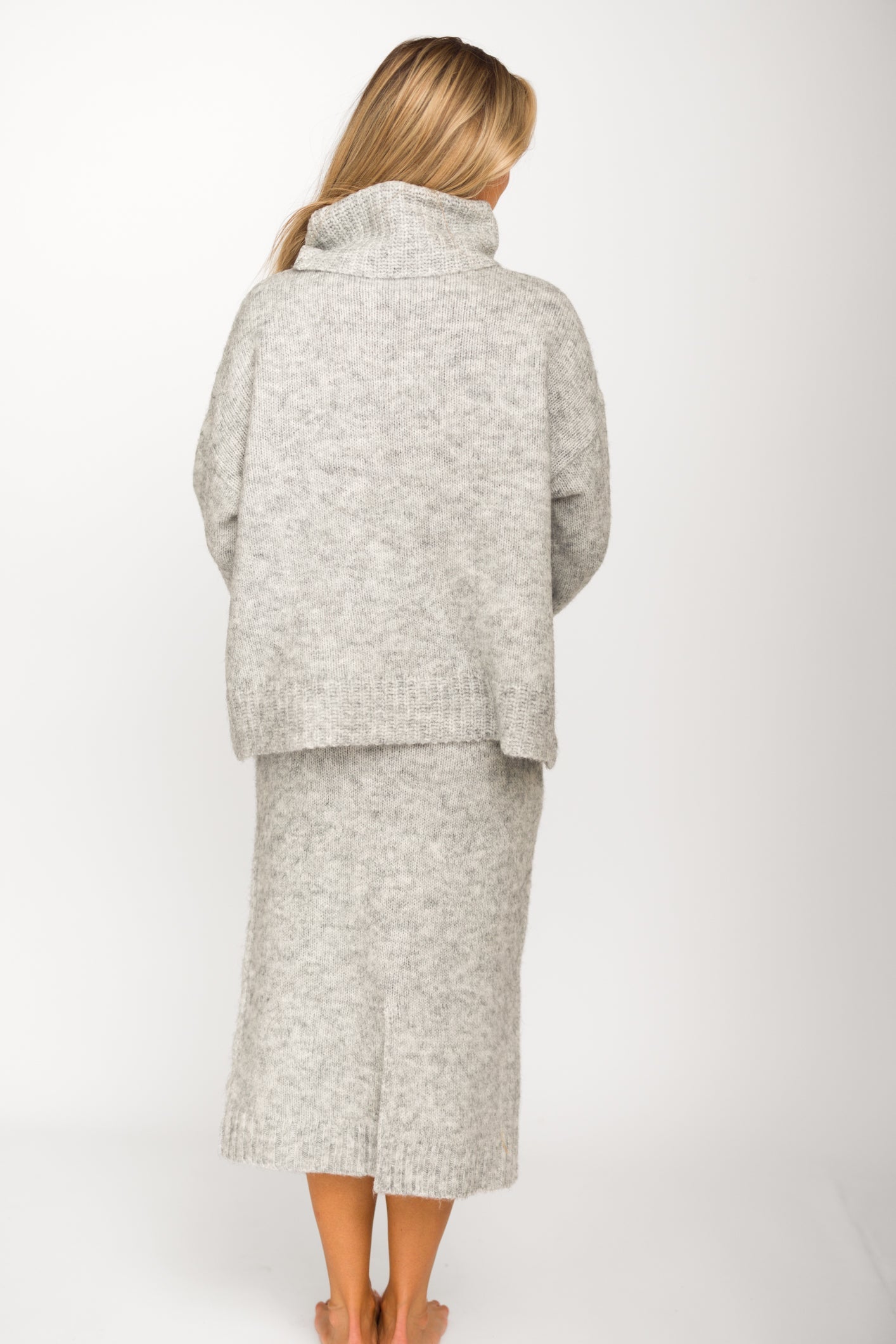 Robyn Knit Skirt in Heather Grey - Bump Friendly