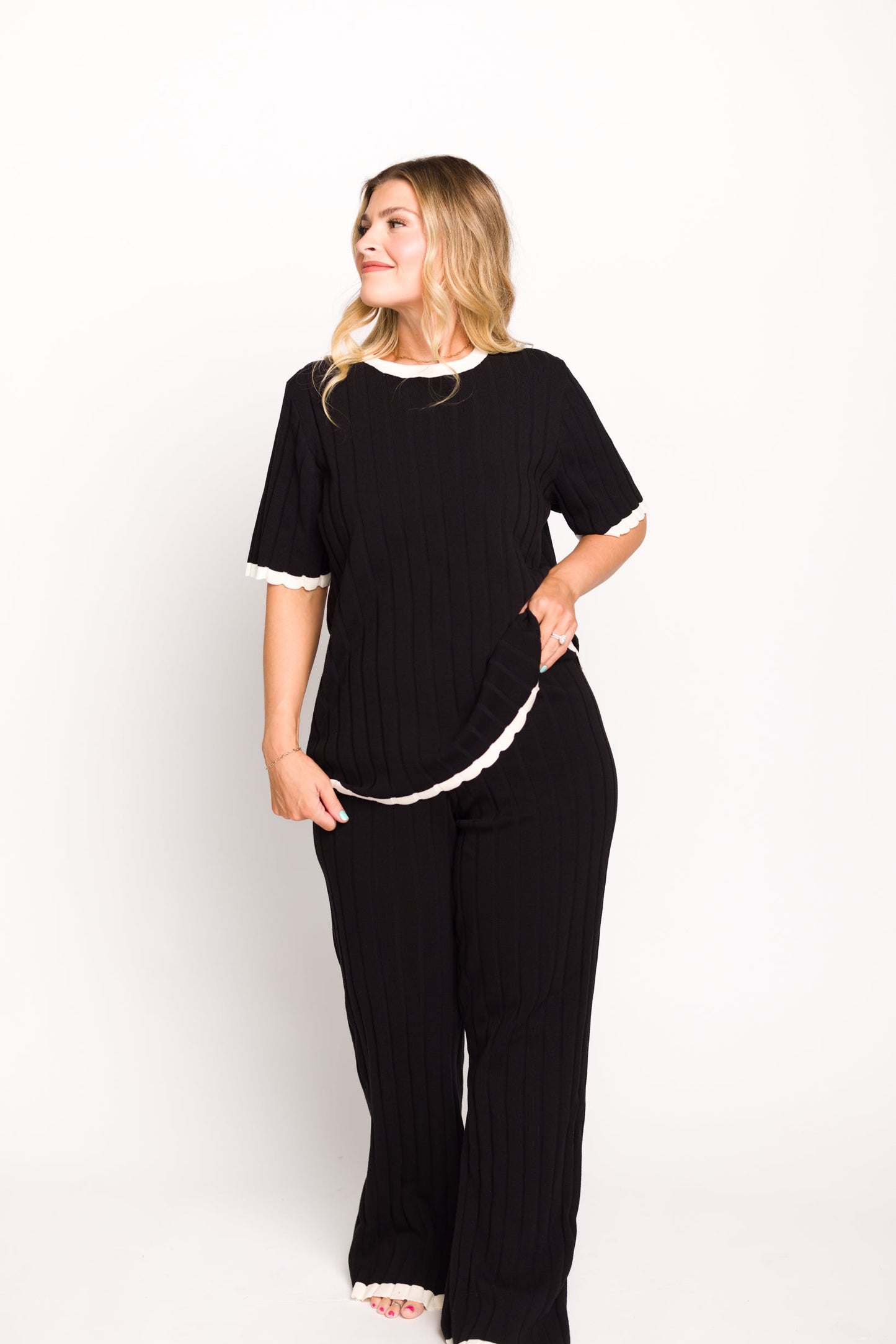 Adele Ribbed Knit Top and Pants Set in Black