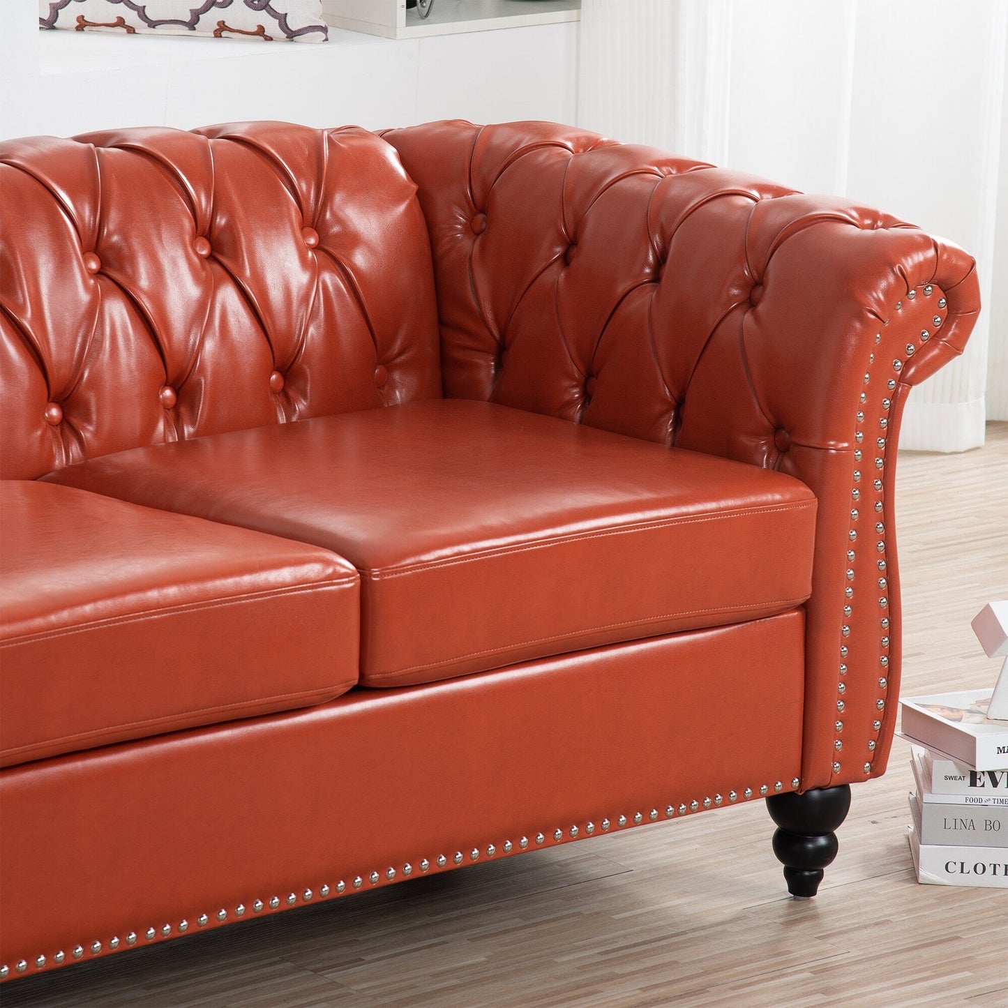 84.65 PU Leather Chesterfield Sofa with Rolled Arms (3-Seater)