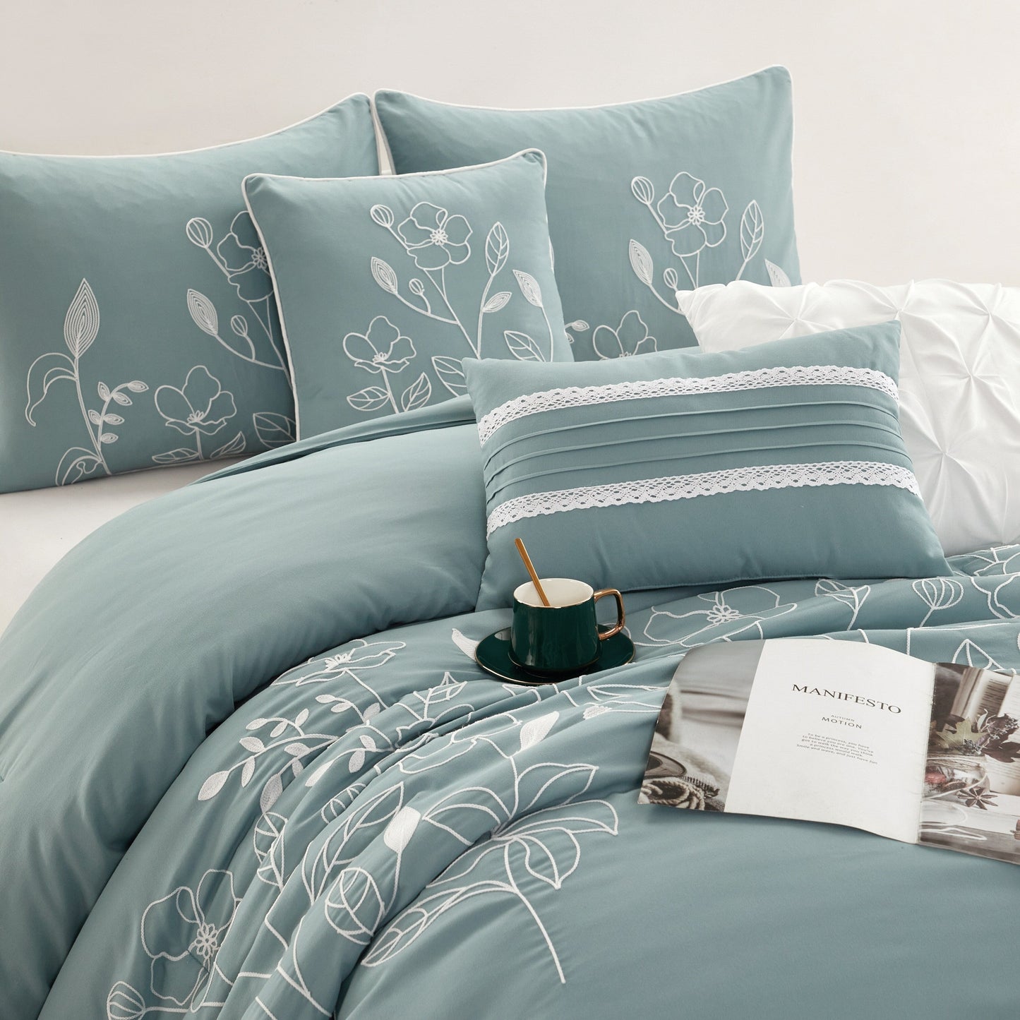 Nanshing Taylor 7 Piece Floral Botanical Comforter Set