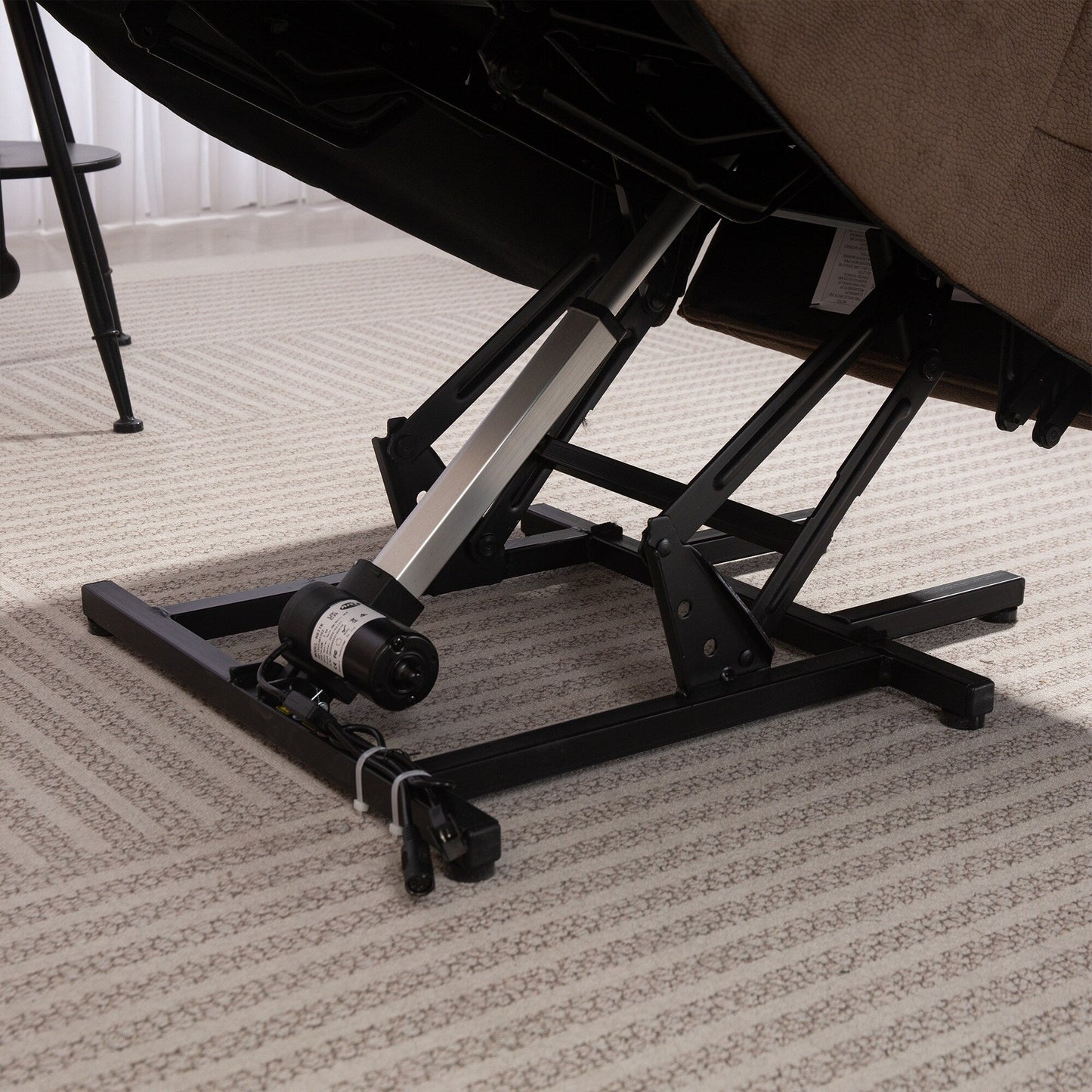 Power Lift Recliner Chair for Elderlyï¼Heavy Duty Recliner w/Safety Motion Mechanism and Comfortable Upholstery