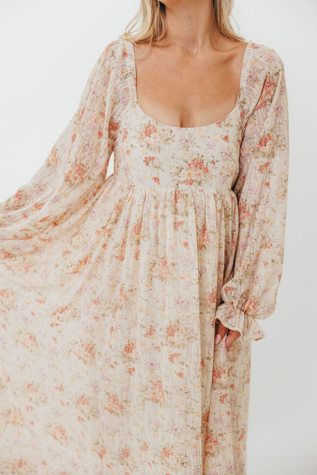 Rosey Woven Floral Print Empire Maxi Dress in Cream Multi - Bump Friendly