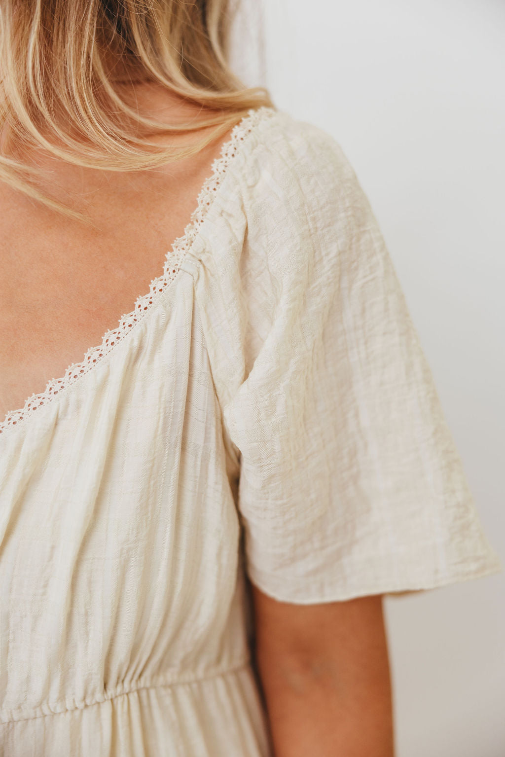 Rumi Woven Sweetheart Maxi Dress in Natural - Bump Friendly - Detachable Liner