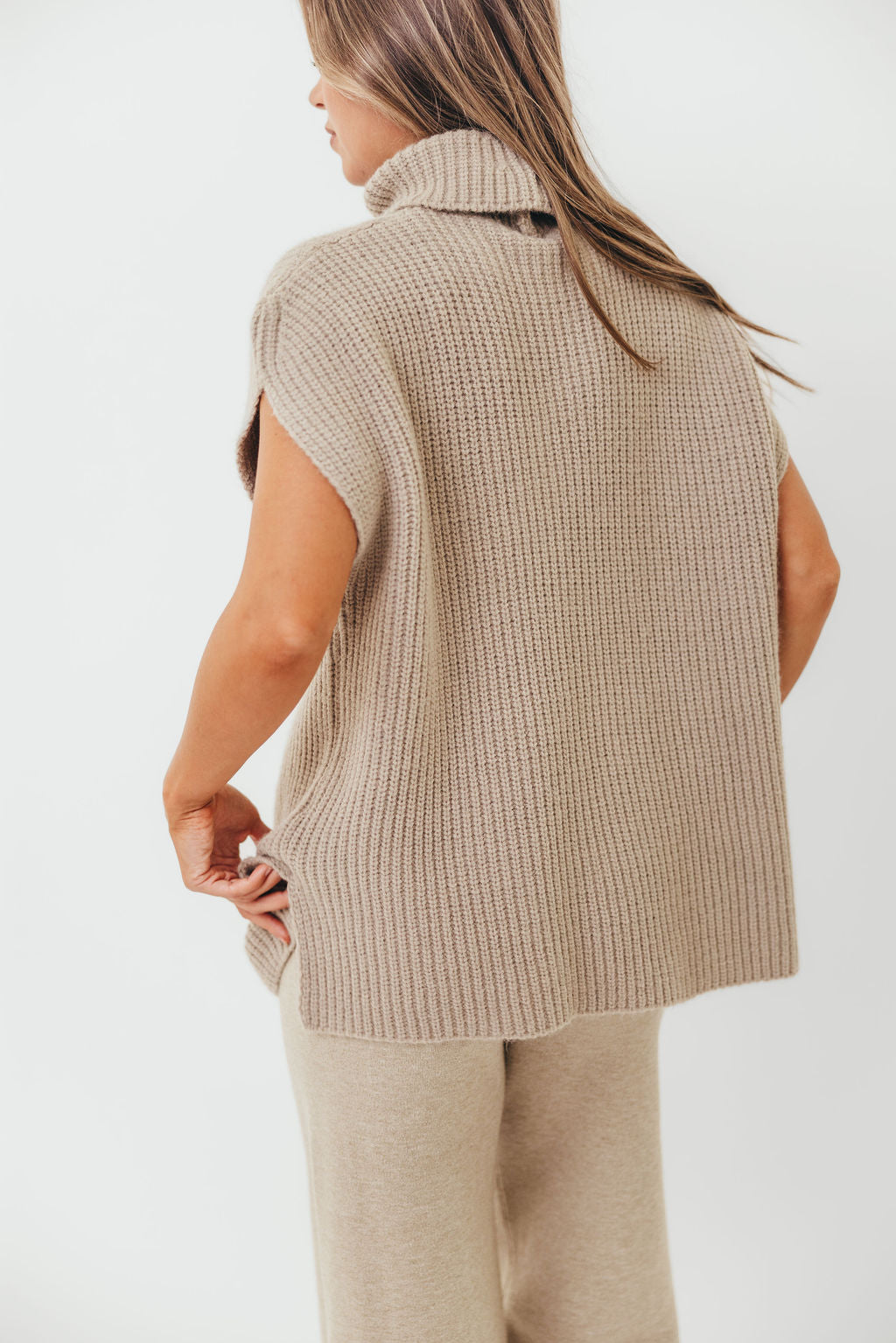 Hilaria Turtle Neck Sweater Top and Pants Set in Stone