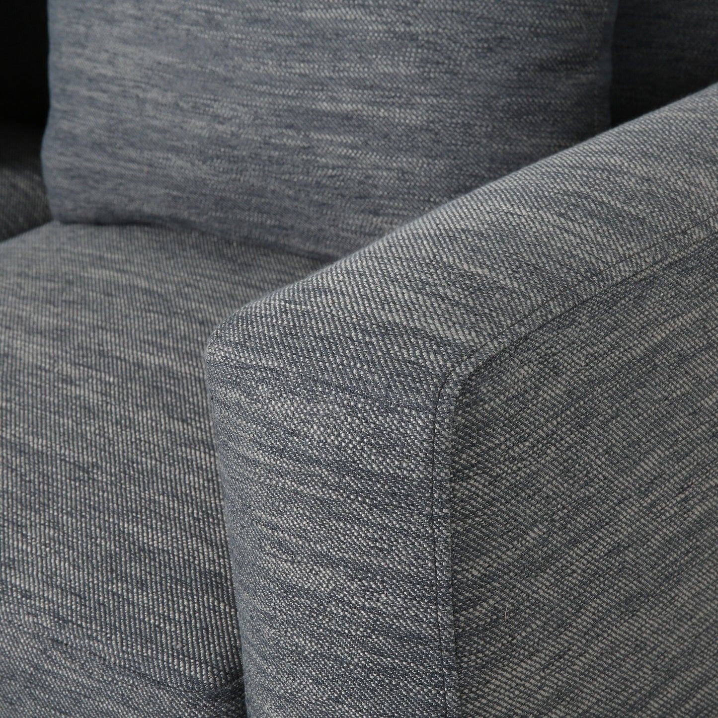 3-seater Sofa with Wood Legs and Matching Pillows