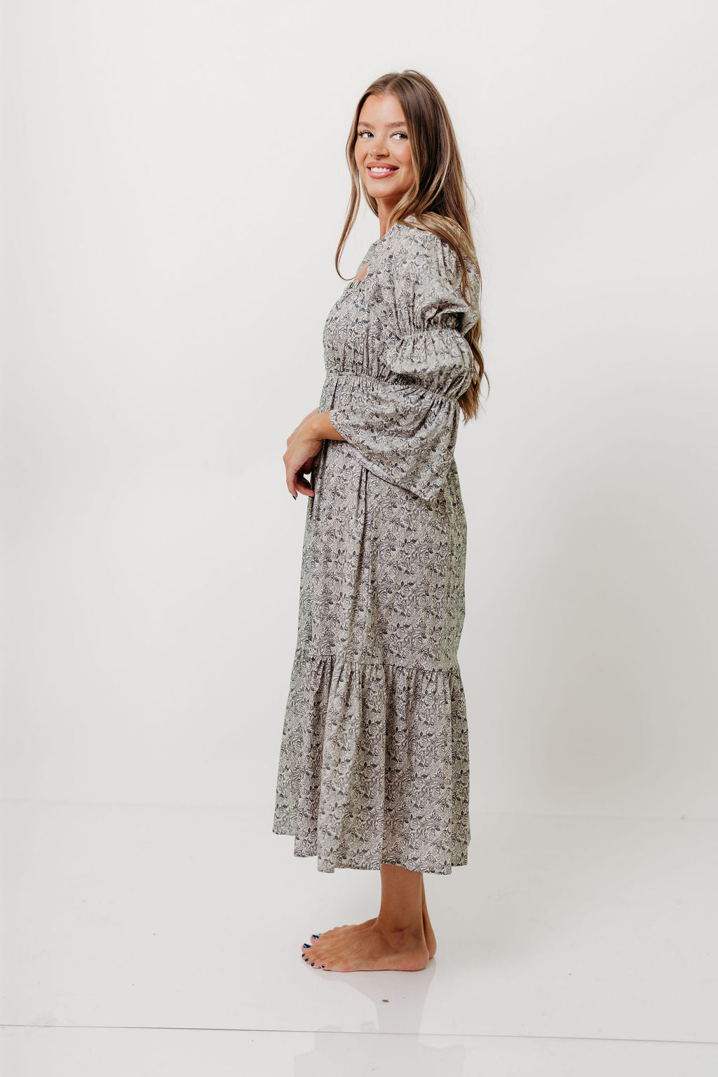Julianna 100% Cotton Floral Print Tiered Midi Dress in Cream/Dark Navy