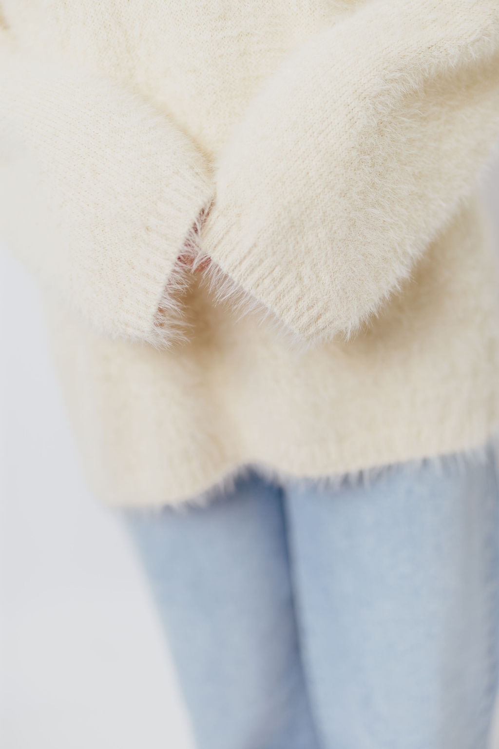 Jane Pullover Sweater in Cream