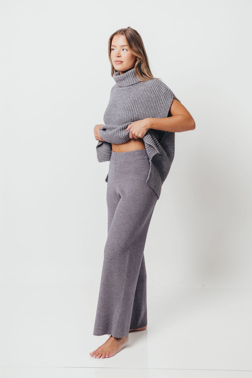 Hilaria Turtle Neck Sweater Top and Pants Set in Charcoal