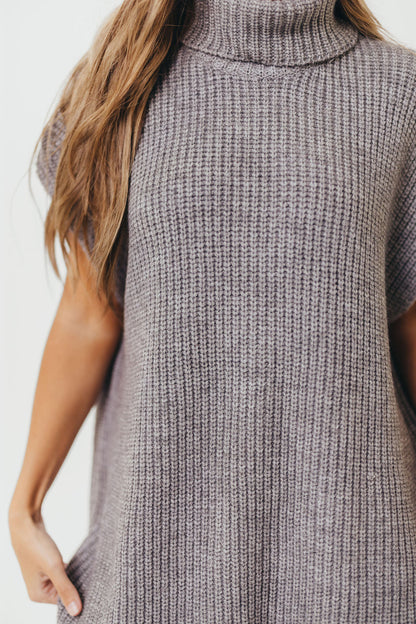 Hilaria Turtle Neck Sweater Top and Pants Set in Charcoal