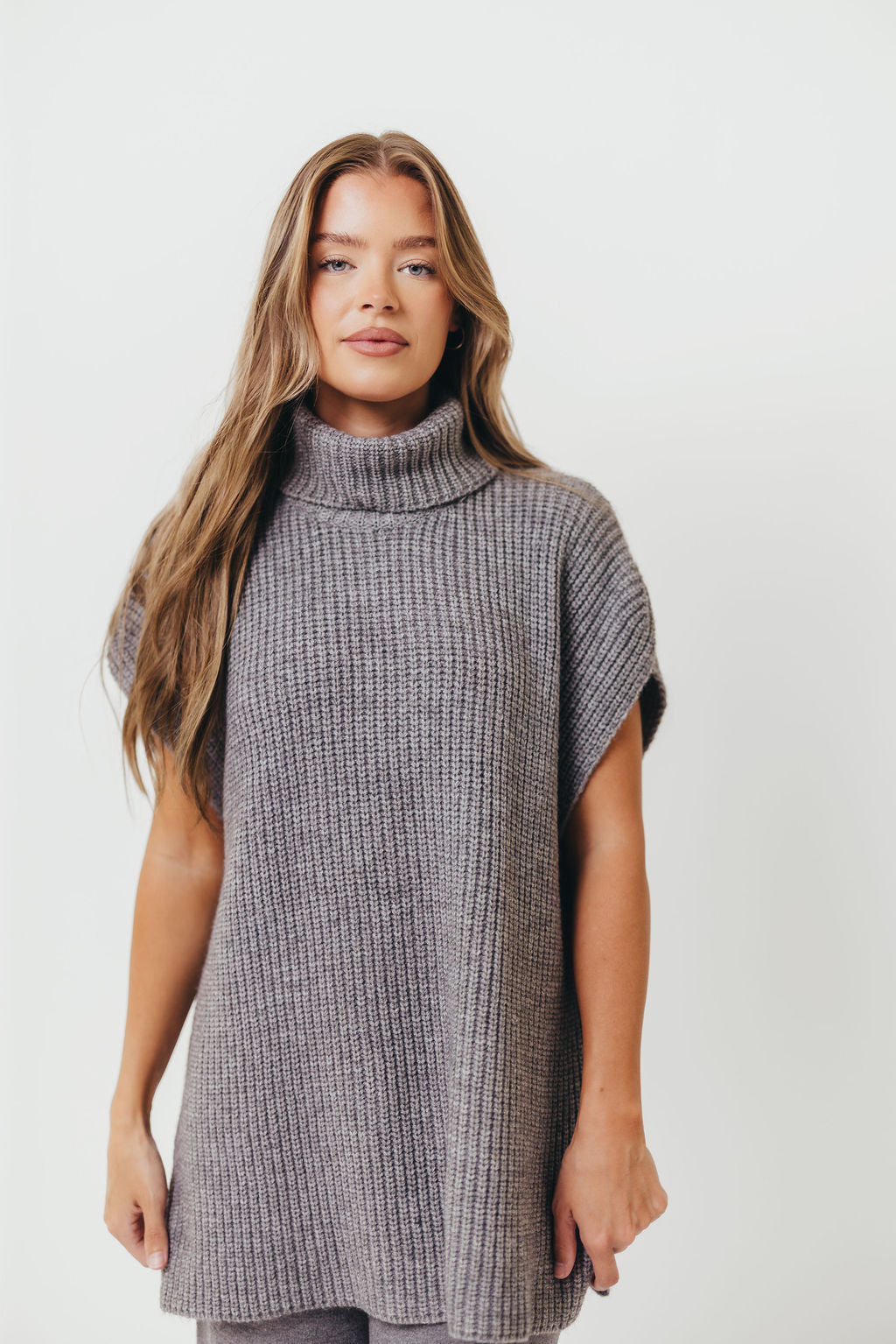 Hilaria Turtle Neck Sweater Top and Pants Set in Charcoal