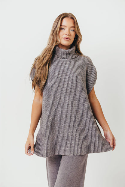 Hilaria Turtle Neck Sweater Top and Pants Set in Charcoal
