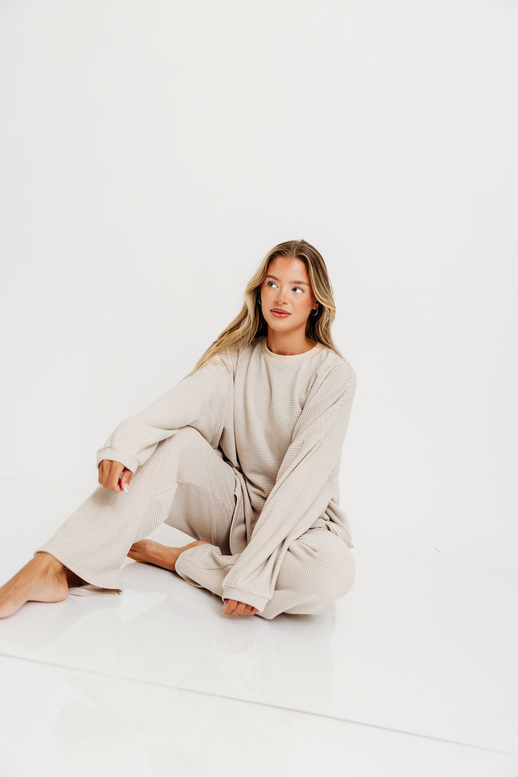 Naomi Oversized Fleece Top in Cream/Grey - Bump Friendly  *Worth Exclusive Print*
