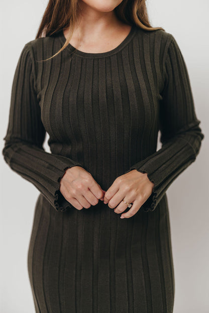 Colette Luxe Maxi Dress in Dark Evergreen