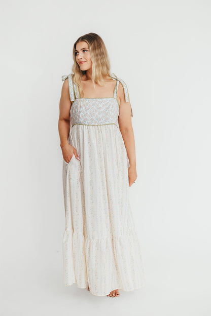 Kelly Adjustable Tie Maxi Dress in Pale Peach Floral