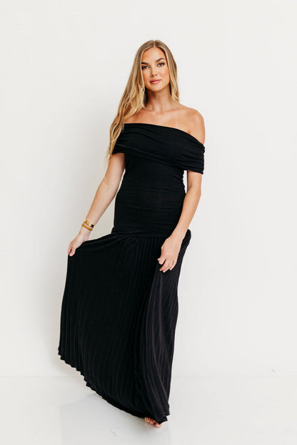 Elina Maxi Dress in Black