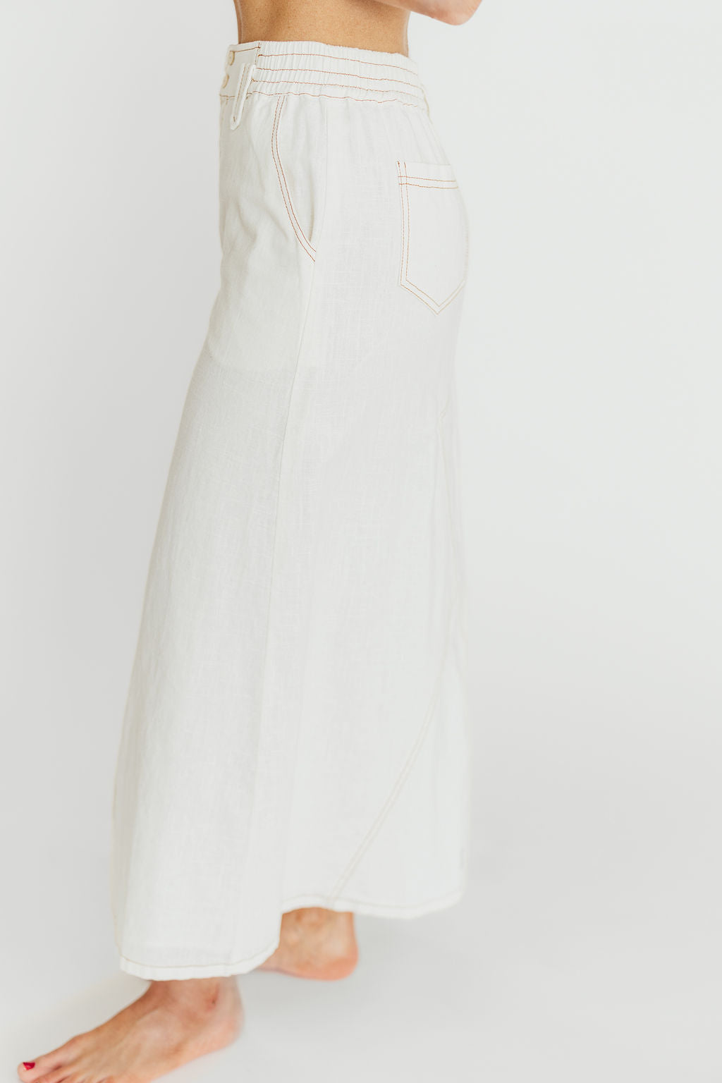 Marium Washed Linen Blend Maxi Skirt in Off-White