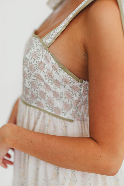 Kelly Adjustable Tie Maxi Dress in Pale Peach Floral
