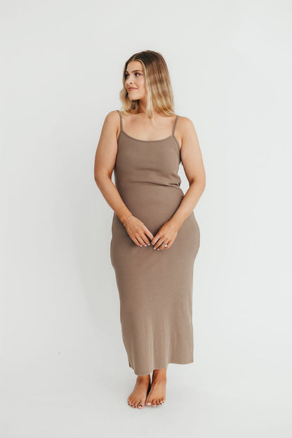 Alexa Ribbed Maxi Dress in Burnt Taupe