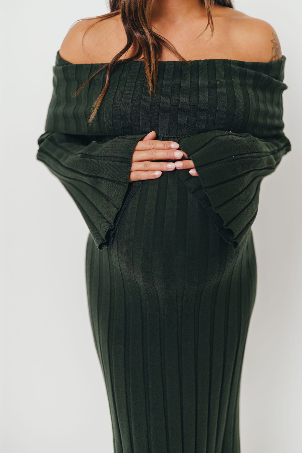 Evella Maxi Dress in Evergreen - Bump Friendly