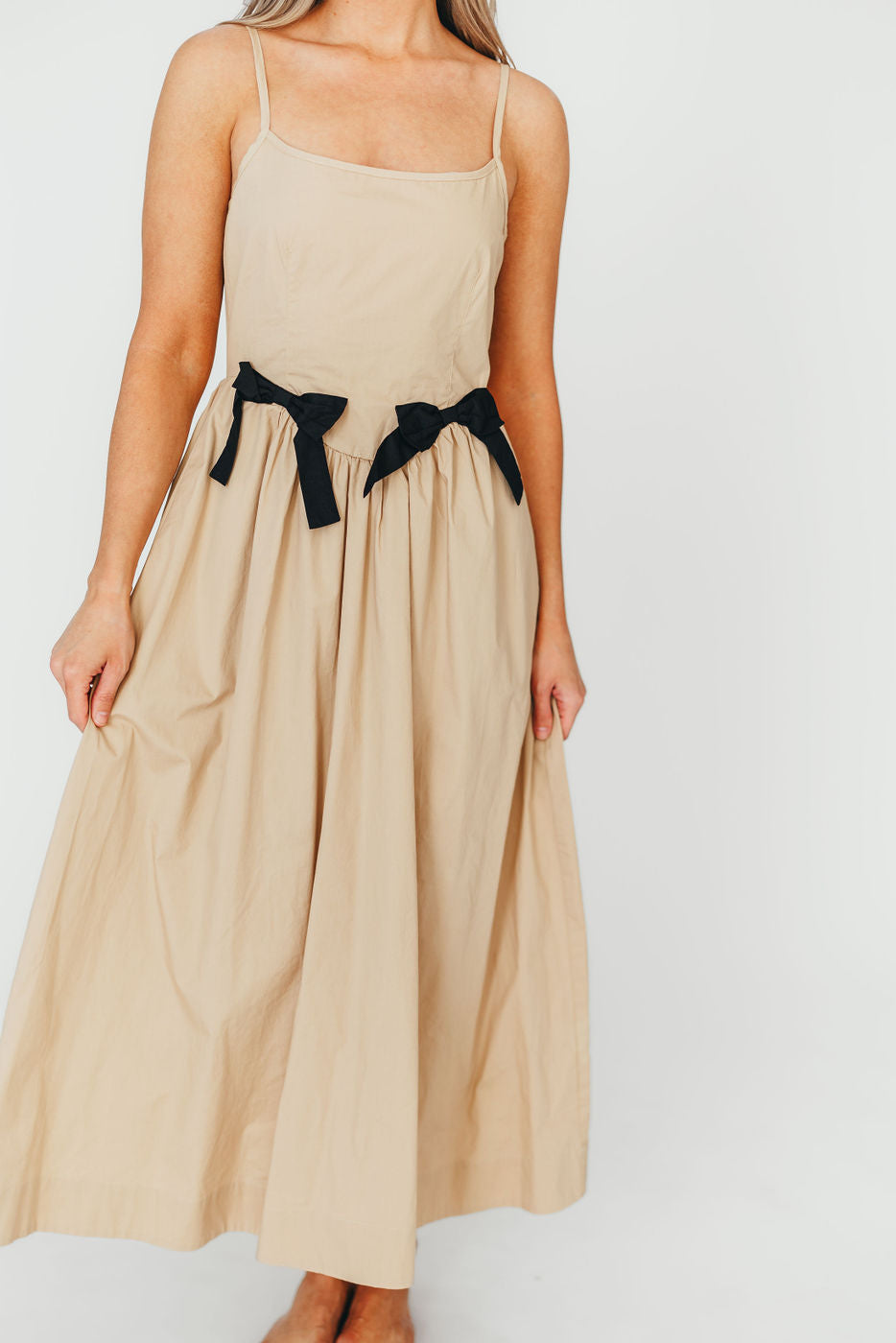 Celeste Square Neck Midi Dress with Bow Detail in Khaki