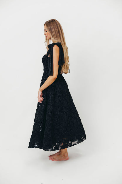 Zinnia 3D Textured Lace Midi Dress in Black