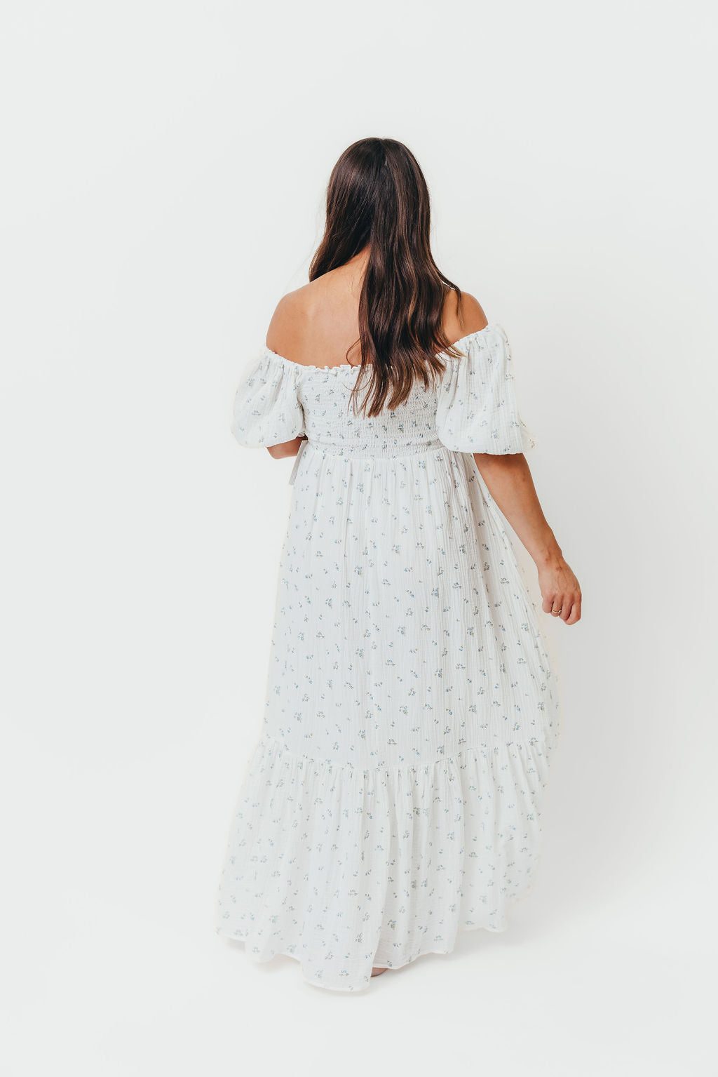 Livvy 100% Cotton Maxi Dress in Off-White / Blue Floral - Bump Friendly & Inclusive Sizing