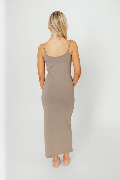 Alexa Ribbed Maxi Dress in Burnt Taupe