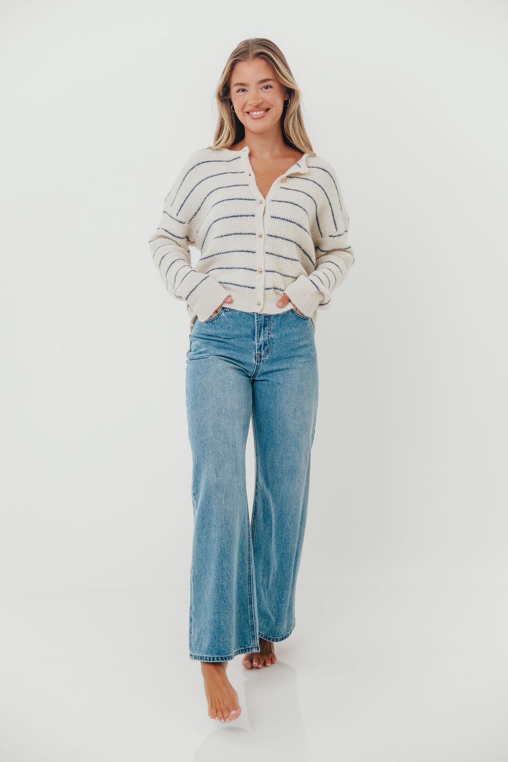 Bellevue Cardigan Top in Ivory Navy