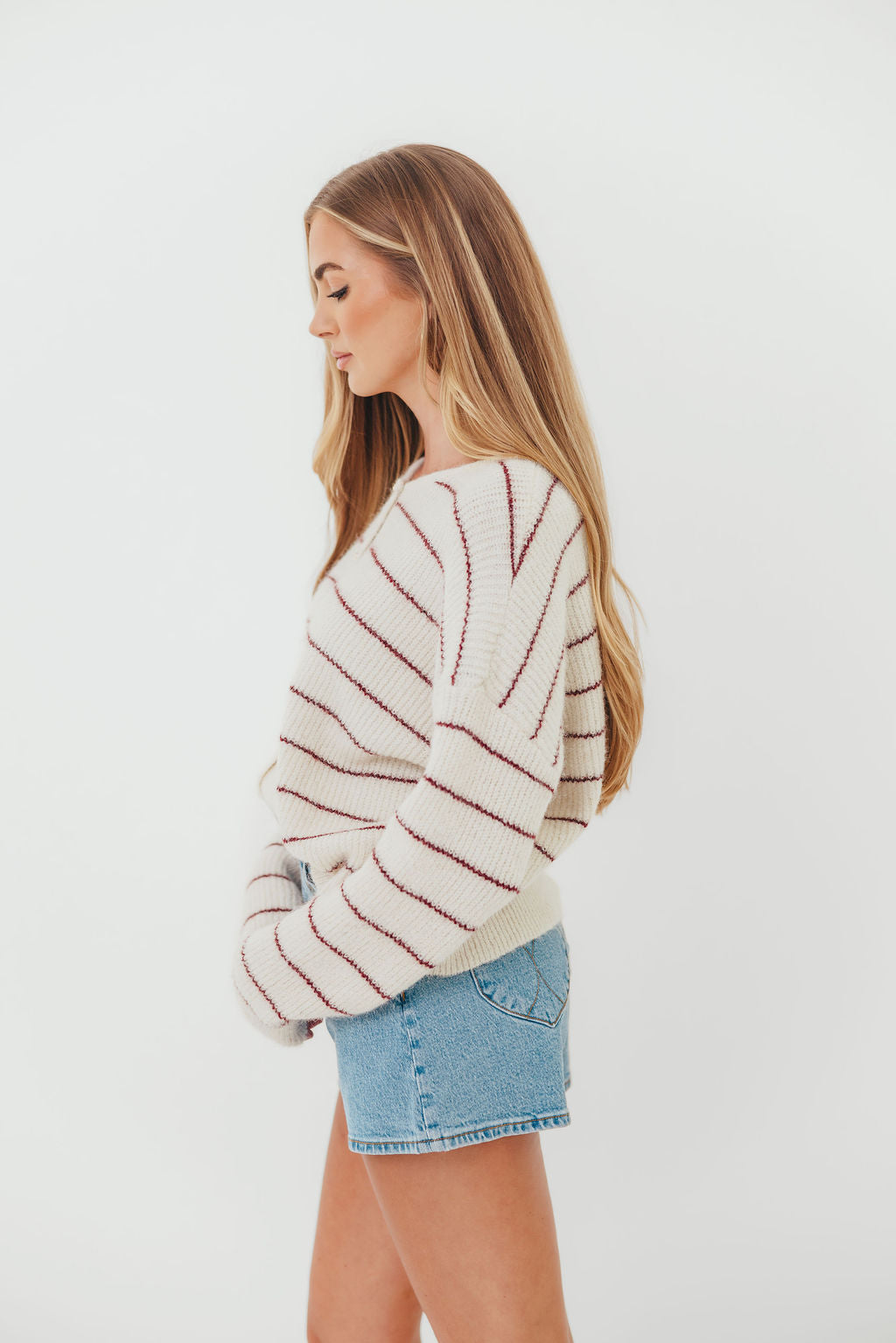 Bellevue Cardigan Top in Cream Burgundy