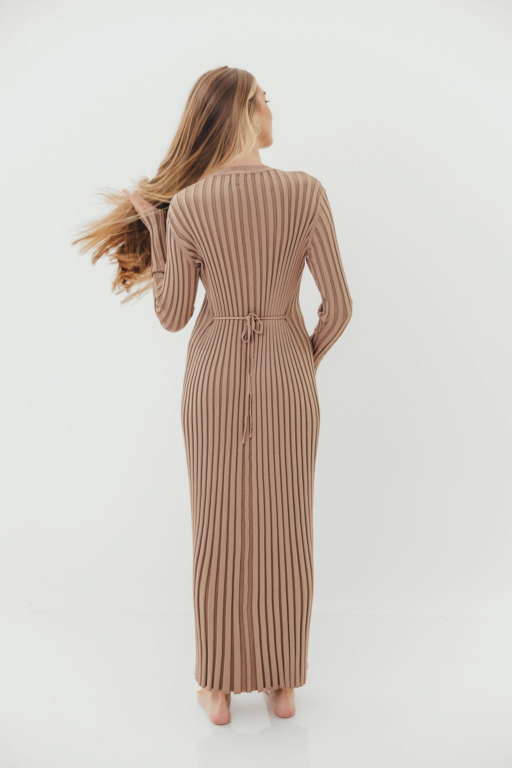 Colette Premium Long Sleeved Ribbed Knit Maxi Dress in Dark Natural - Bump Friendly