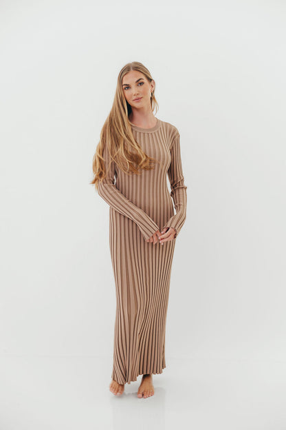 Colette Premium Long Sleeved Ribbed Knit Maxi Dress in Dark Natural - Bump Friendly