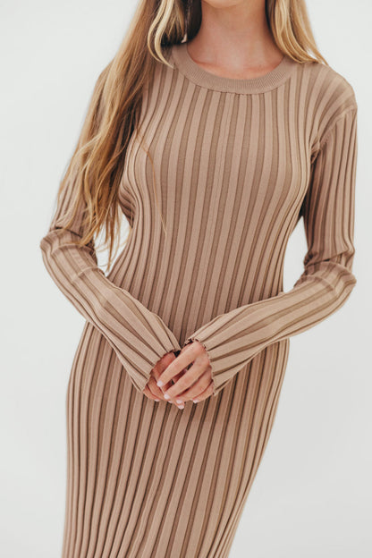 Colette Premium Long Sleeved Ribbed Knit Maxi Dress in Dark Natural - Bump Friendly