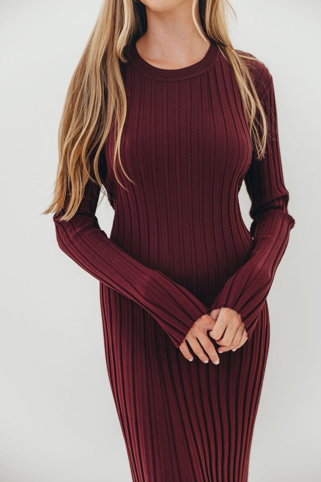Colette Premium Long Sleeved Ribbed Knit Maxi Dress in Burgundy - Bump Friendly