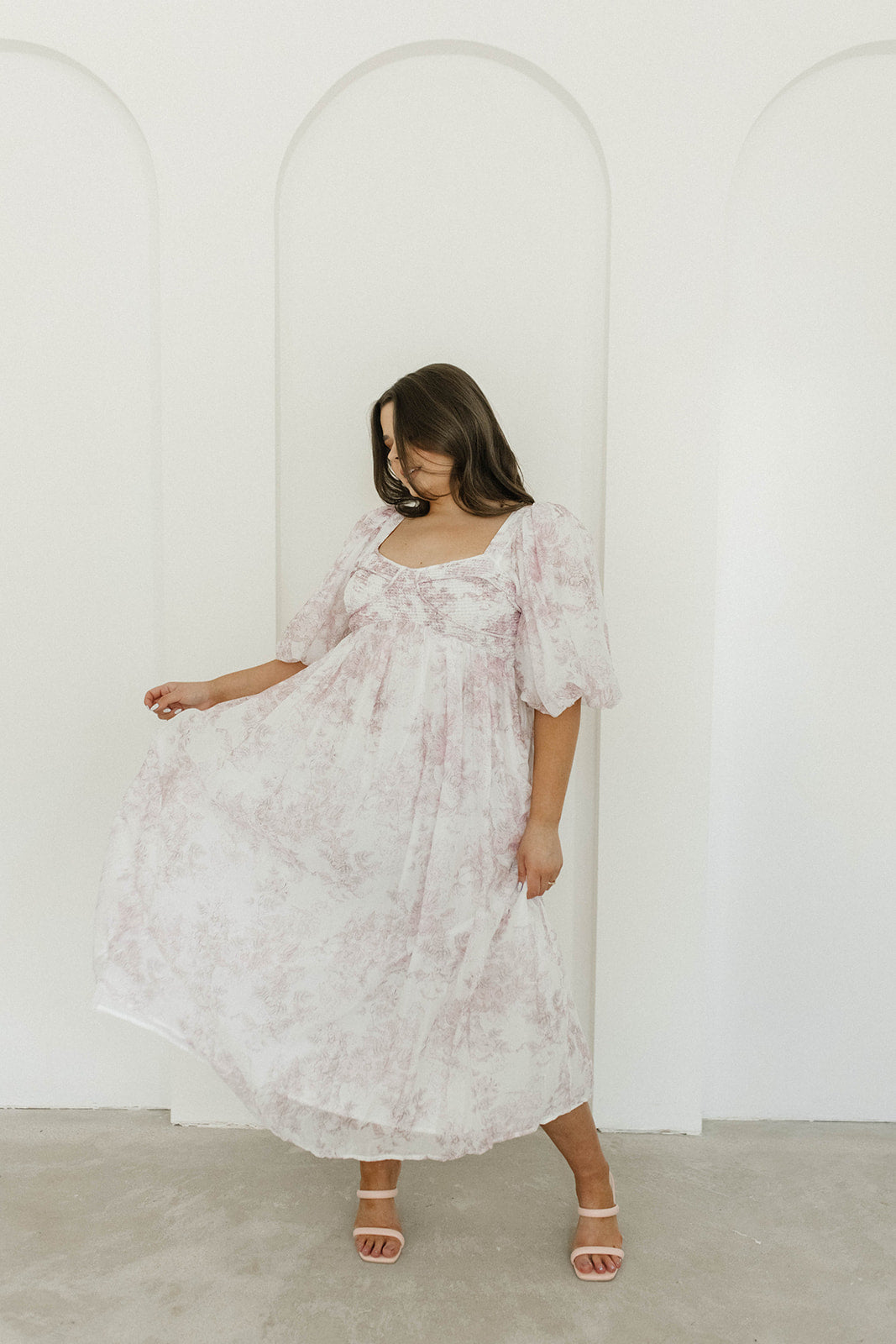 Harlow Midi Dress in Light Pink Floral - Bump Friendly & Inclusive Sizing (S-3XL)