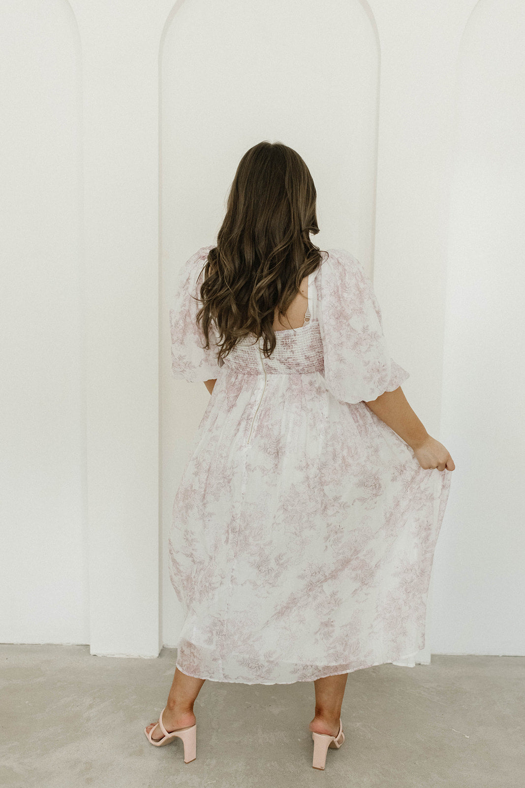 Harlow Midi Dress in Light Pink Floral - Bump Friendly & Inclusive Sizing (S-3XL)
