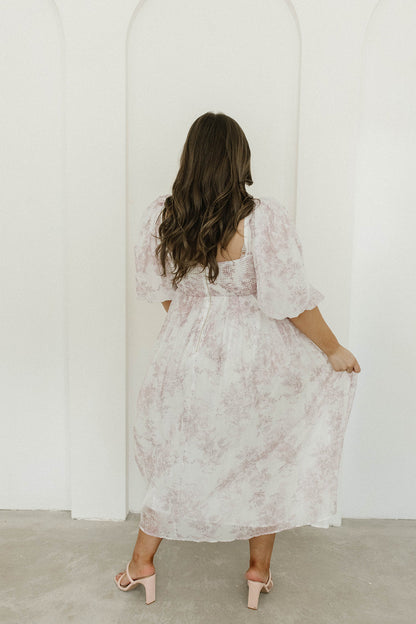 Harlow Midi Dress in Light Pink Floral - Bump Friendly & Inclusive Sizing (S-3XL)